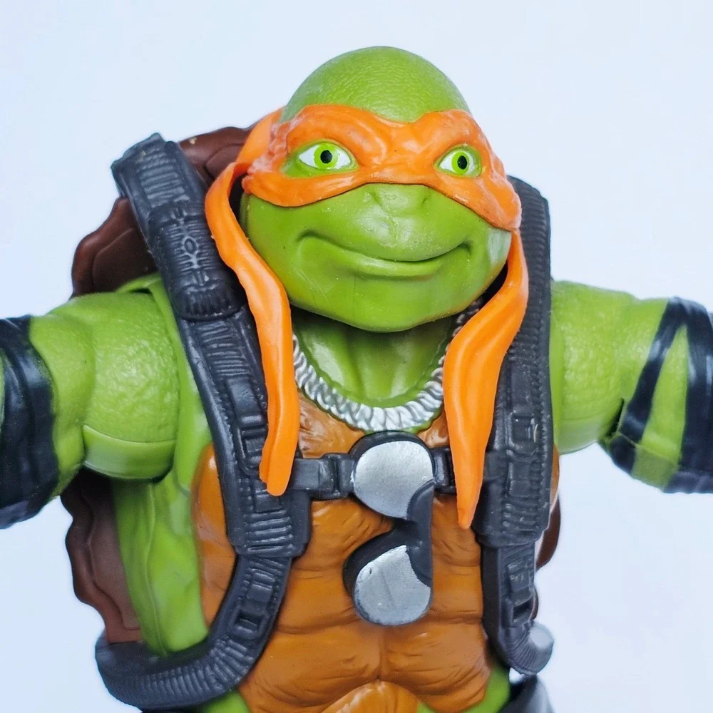 2014 Playmates TMNT Michelangelo 11